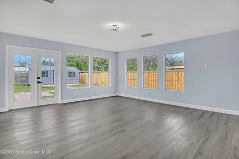 2010 Algeria Street NE Palm Bay FL 32905