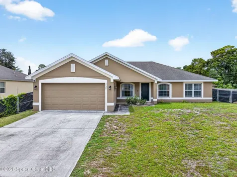 1726 Pace Drive NW Palm Bay FL 32907
