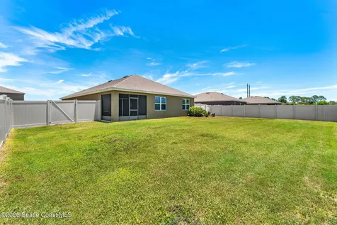 333 Guinevere Drive SW Palm Bay FL 32908