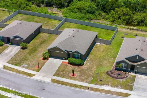 333 Guinevere Drive SW Palm Bay FL 32908