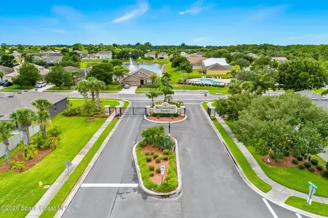 333 Guinevere Drive SW Palm Bay FL 32908