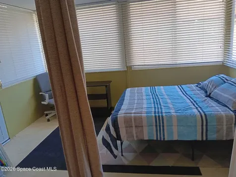 1047 Small Court Indian Harbour Beach FL 32937