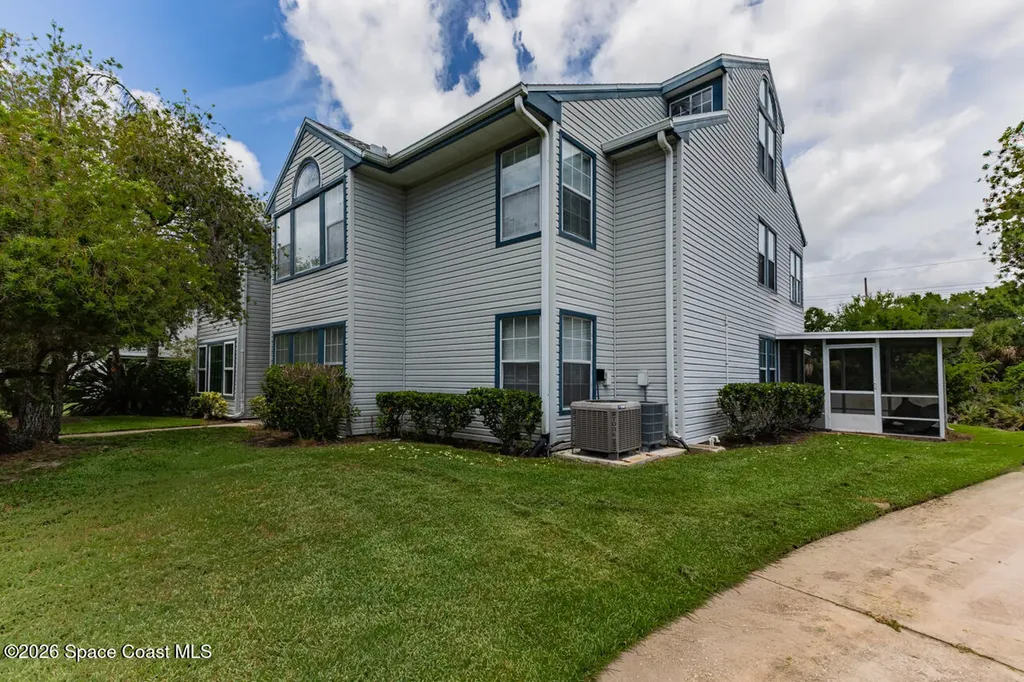 4895 Lake Waterford Way W Melbourne FL 32901