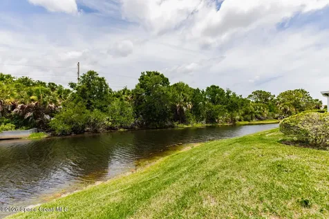 4895 Lake Waterford Way W Melbourne FL 32901