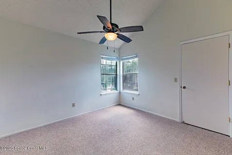 4895 Lake Waterford Way W Melbourne FL 32901