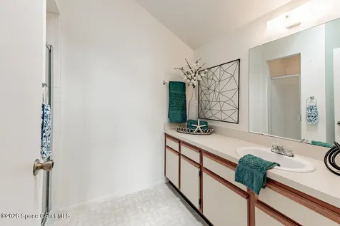 4895 Lake Waterford Way W Melbourne FL 32901
