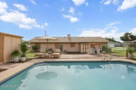 7256 Bright Avenue Cocoa FL 32927