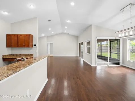 567 Consolata Avenue NW Palm Bay FL 32907