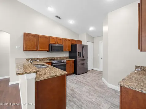 567 Consolata Avenue NW Palm Bay FL 32907