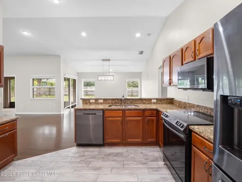 567 Consolata Avenue NW Palm Bay FL 32907