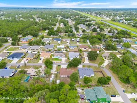 567 Consolata Avenue NW Palm Bay FL 32907