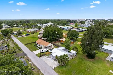1526 Magnolia Street NE Palm Bay FL 32905