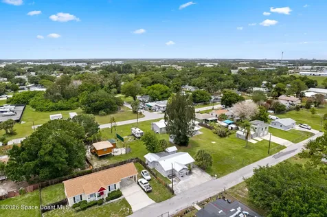 1526 Magnolia Street NE Palm Bay FL 32905