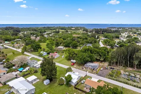 1526 Magnolia Street NE Palm Bay FL 32905