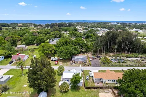 1526 Magnolia Street NE Palm Bay FL 32905