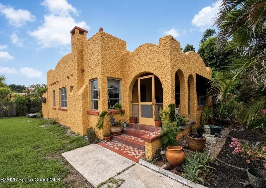 3618 15th Street N St. Petersburg FL 33704