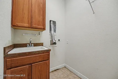 1082 Eleuthera Drive NE Palm Bay FL 32905