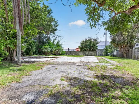 141 W Volusia Lane Cocoa Beach FL 32931