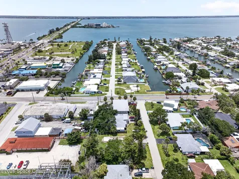 141 W Volusia Lane Cocoa Beach FL 32931