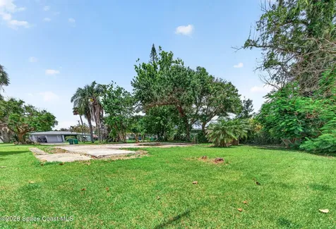 141 W Volusia Lane Cocoa Beach FL 32931