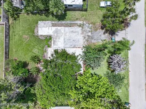 141 W Volusia Lane Cocoa Beach FL 32931