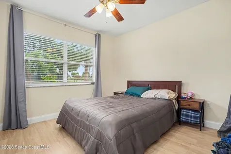 2556 1st Avenue NE Palm Bay FL 32905
