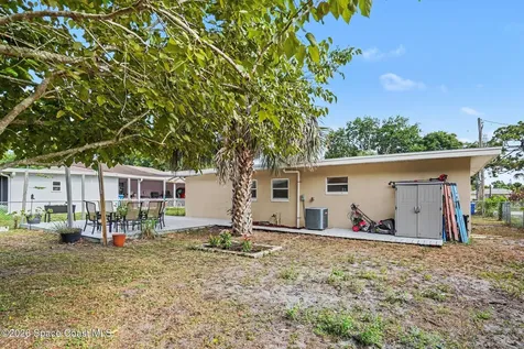 2556 1st Avenue NE Palm Bay FL 32905