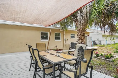 2556 1st Avenue NE Palm Bay FL 32905
