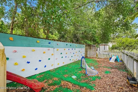 2556 1st Avenue NE Palm Bay FL 32905
