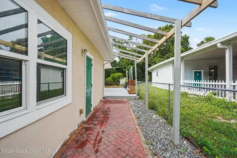 2556 1st Avenue NE Palm Bay FL 32905