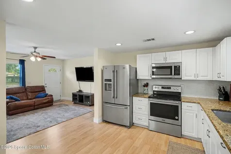 2556 1st Avenue NE Palm Bay FL 32905