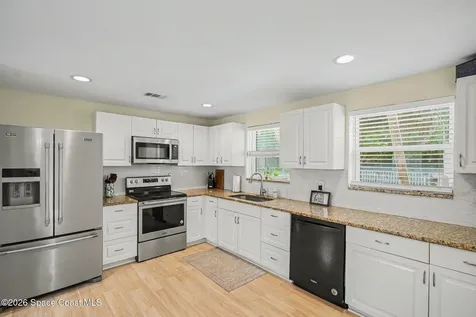 2556 1st Avenue NE Palm Bay FL 32905