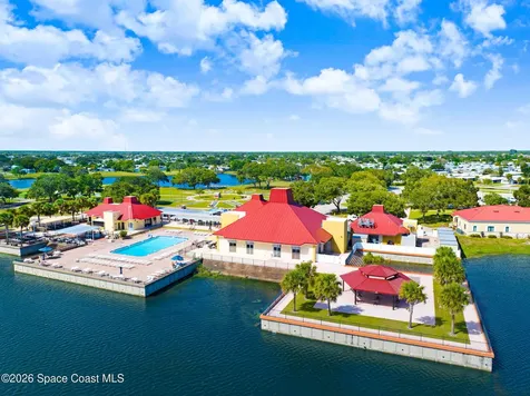 886 Pecan Circle Barefoot Bay FL 32976