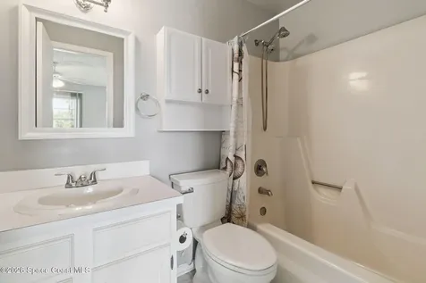 105 Spring Lake Court Vero Beach FL 32962
