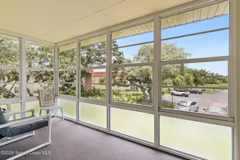 105 Spring Lake Court Vero Beach FL 32962