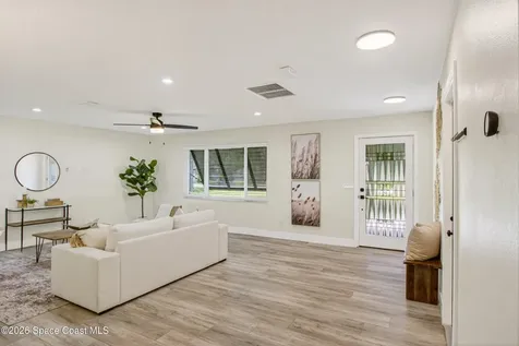 3255 Hield Road Melbourne FL 32904