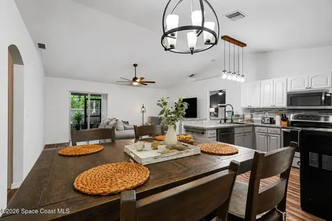 419 Hamer Road SW Palm Bay FL 32908