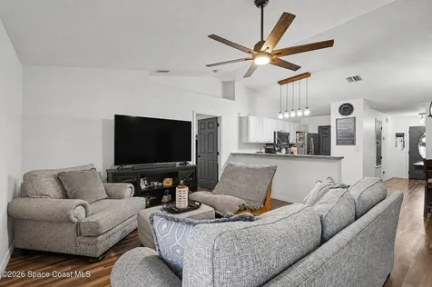 419 Hamer Road SW Palm Bay FL 32908