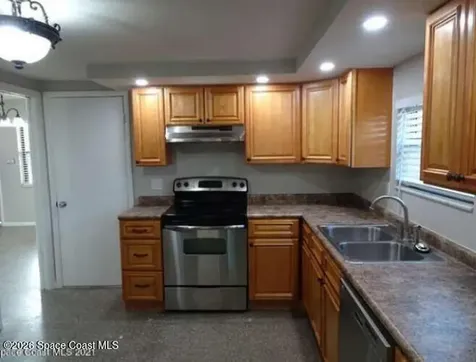 715 Clarke Avenue Melbourne FL 32935