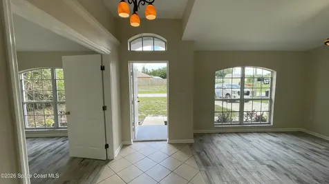 415 Oakmon Road SW Palm Bay FL 32908