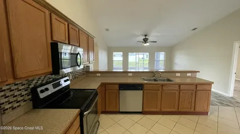 415 Oakmon Road SW Palm Bay FL 32908