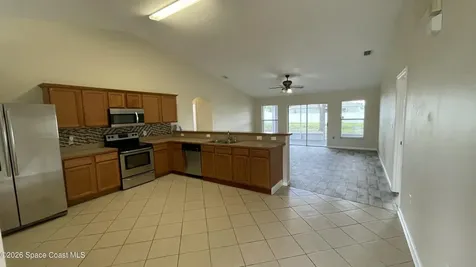 415 Oakmon Road SW Palm Bay FL 32908