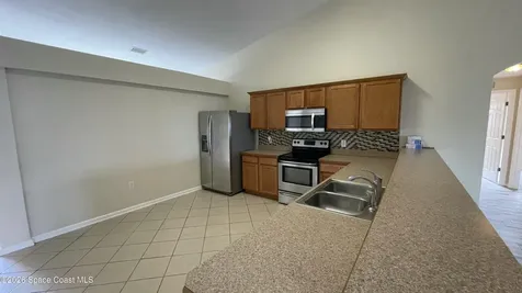 415 Oakmon Road SW Palm Bay FL 32908