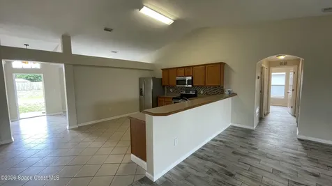 415 Oakmon Road SW Palm Bay FL 32908