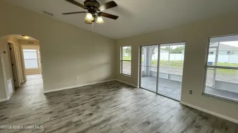 415 Oakmon Road SW Palm Bay FL 32908