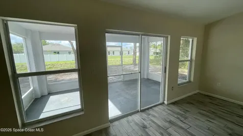 415 Oakmon Road SW Palm Bay FL 32908