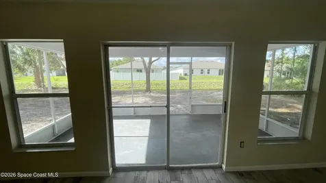 415 Oakmon Road SW Palm Bay FL 32908