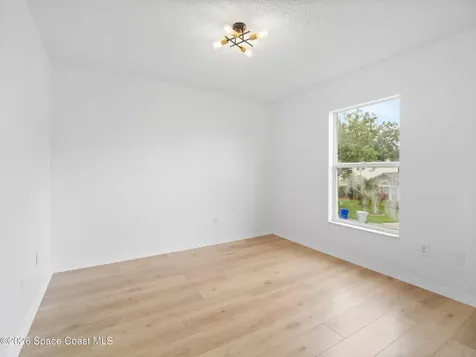 1204 25th Terrace SW Vero Beach FL 32968