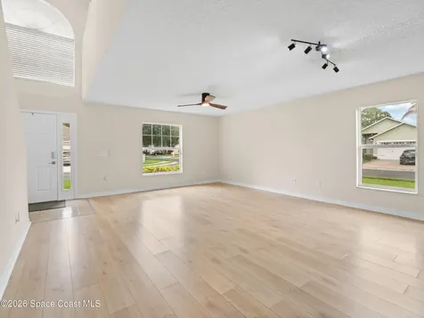 1204 25th Terrace SW Vero Beach FL 32968