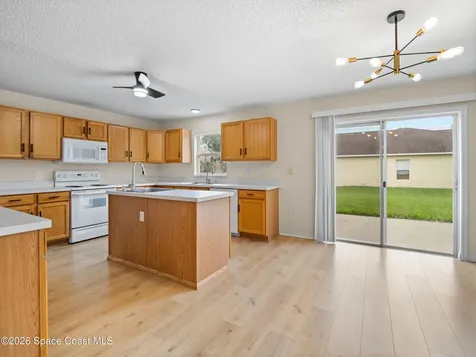 1204 25th Terrace SW Vero Beach FL 32968